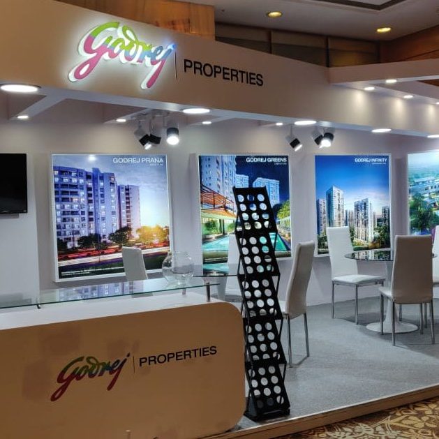 Exhibition stall design Godrej Properties by woodpeckersglobal