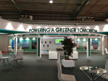 Curve exhibition stand